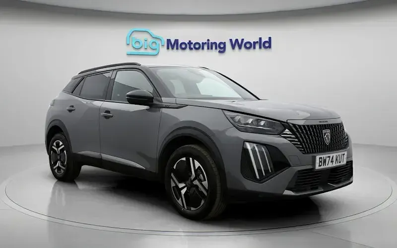 Used Peugeot 2008 GT 131 HP (96 kW) 2024 Grey SUV