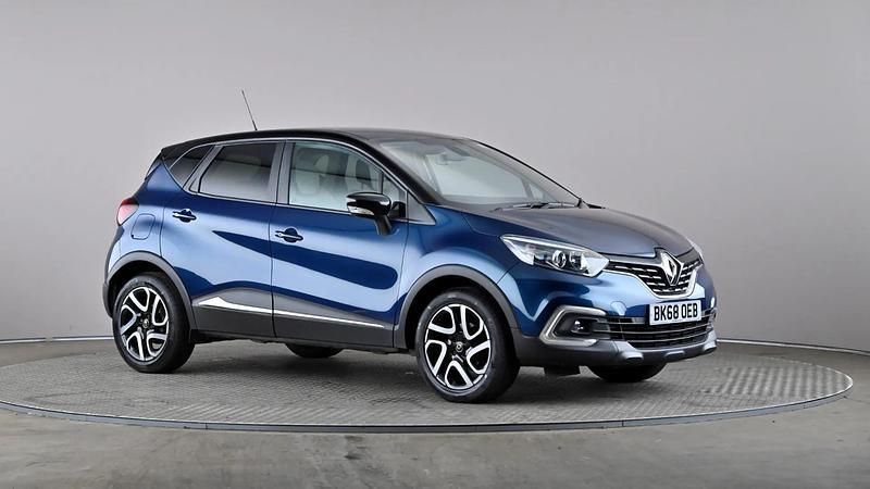 Blue/black Used 2018 Renault Captur Iconic SUV | £8,198 (Fair price) - Image 1/4
