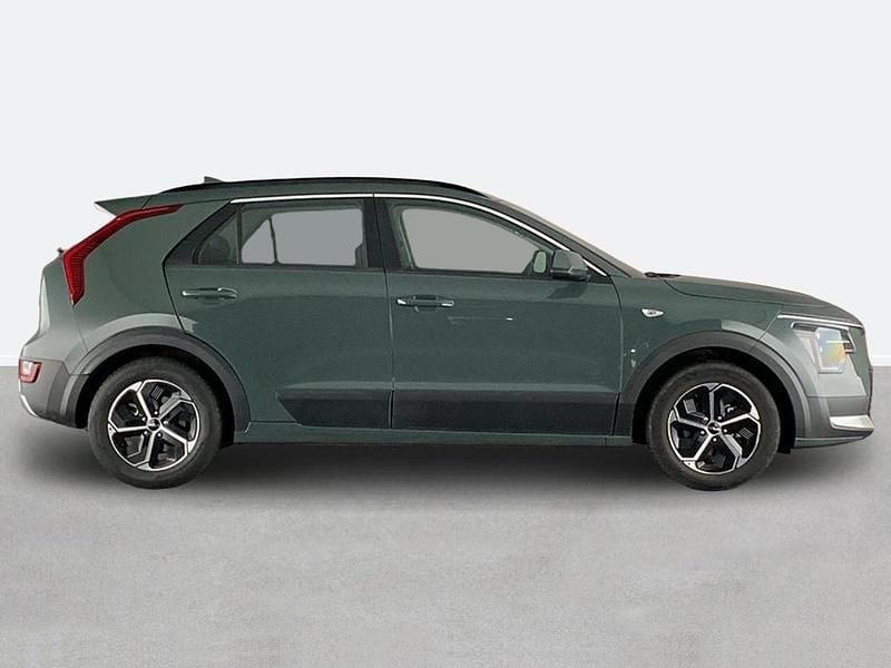 Used Kia Niro 139 HP (102 kW) 2023 Green SUV