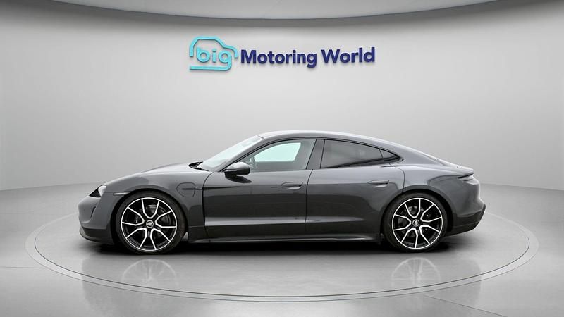 Used Porsche Taycan Performance Package 419 kW (571 HP) 2023 Sedan