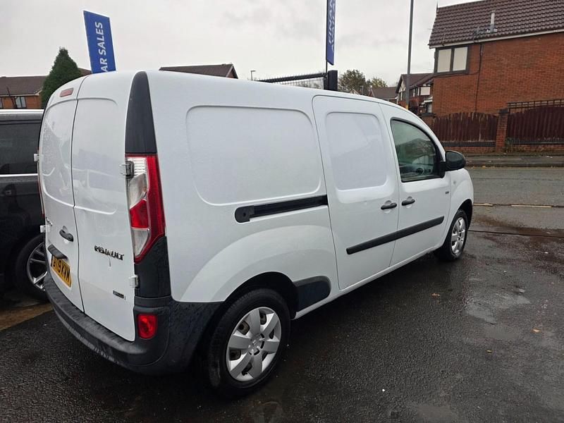 Used Renault Kangoo Business 44 kW (60 HP) 2019 White MPV