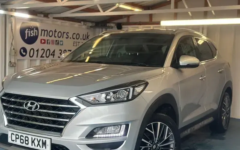 Used Hyundai Tucson Premium 177 HP (130 kW) 2018 Silver SUV