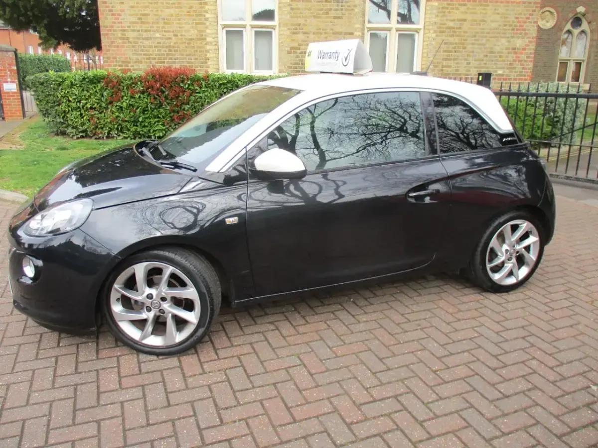 Used Vauxhall Adam Slam 100 HP (73 kW) 2016 Black white Hatchback