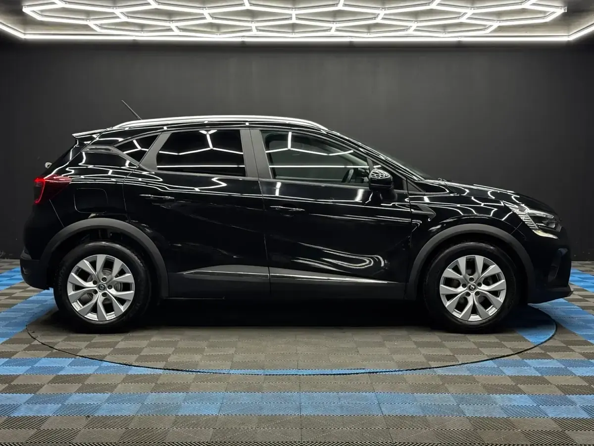 Used Renault Captur Iconic 2020 Black SUV
