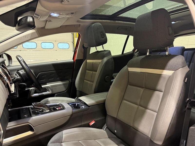 Used Citroën C5 Aircross Flair 127 HP (93 kW) 2021 Red SUV