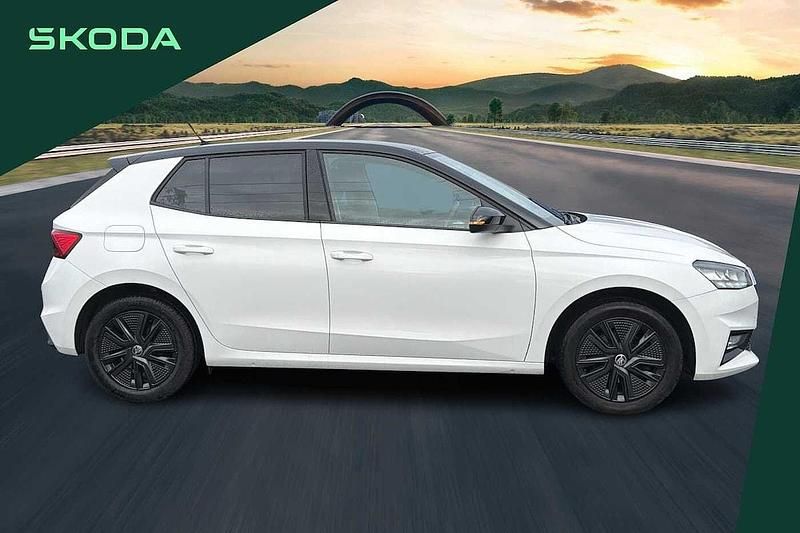 Used Skoda 110 R Colour Edition 81 HP (59 kW) 2022 Candy white black magic pearl effect Hatchback