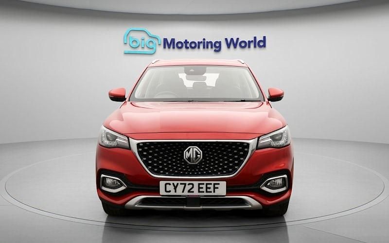 Used MG HS Excite 162 HP (119 kW) 2023 Red SUV