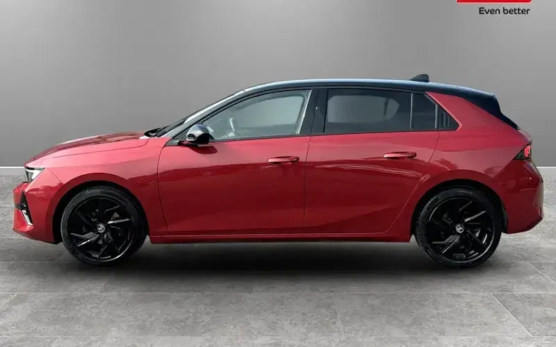 Second-hand Vauxhall Astra GS Line 131 CP (96 kW) 2025 Hatchback