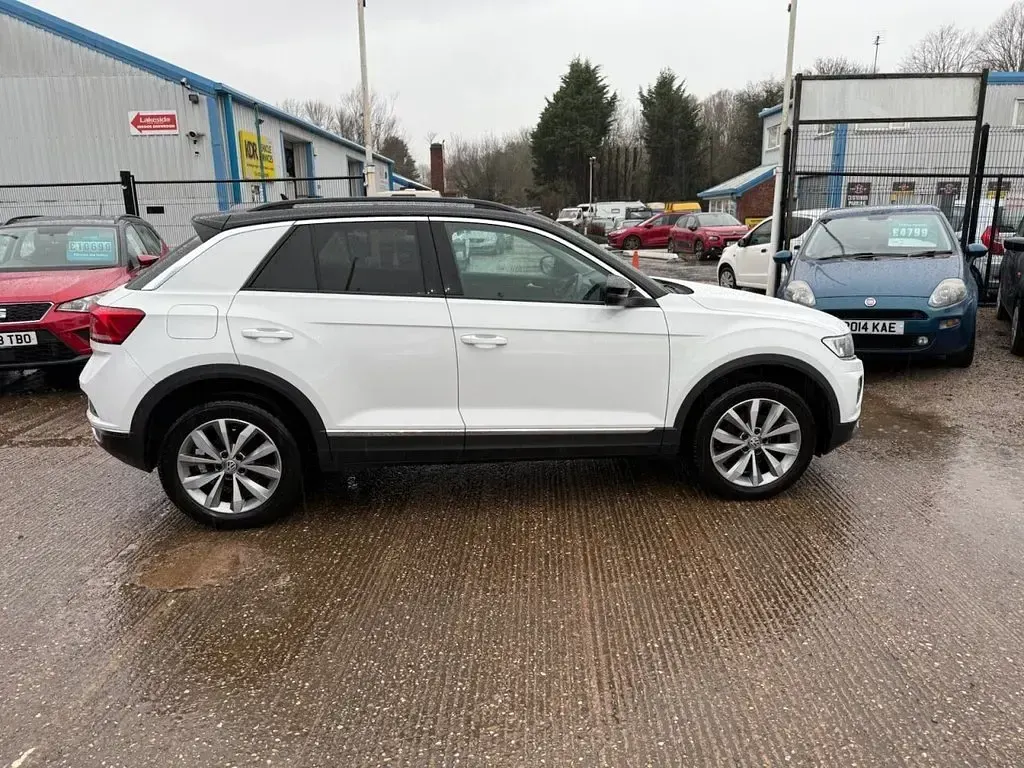 Used VW T-Roc Design 115 HP (84 kW) 2020 White SUV