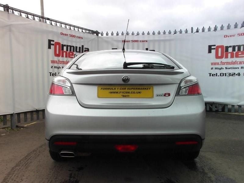 Used MG MG6 148 HP (108 kW) 2014 Silver Hatchback