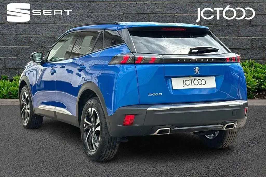 Used Peugeot 2008 Allure+ 128 HP (94 kW) 2022 Blue SUV