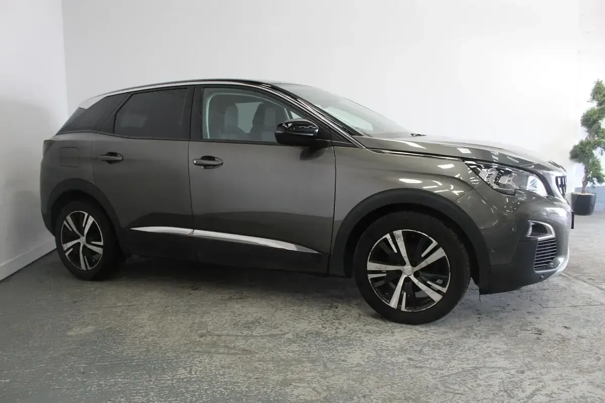Used Peugeot 3008 Allure 2017 Grey SUV