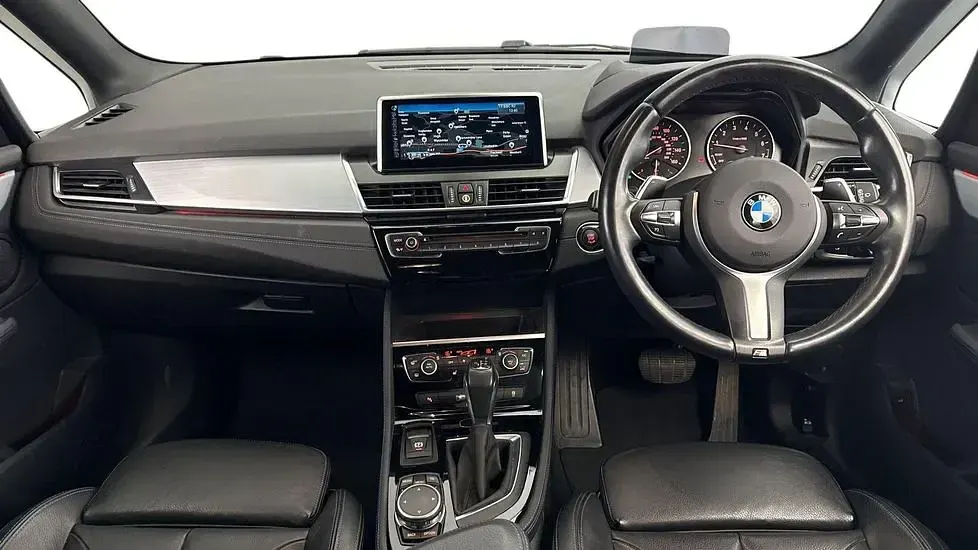 Used BMW 225 Active Tourer M Sport 228 HP (167 kW) 2016 White MPV