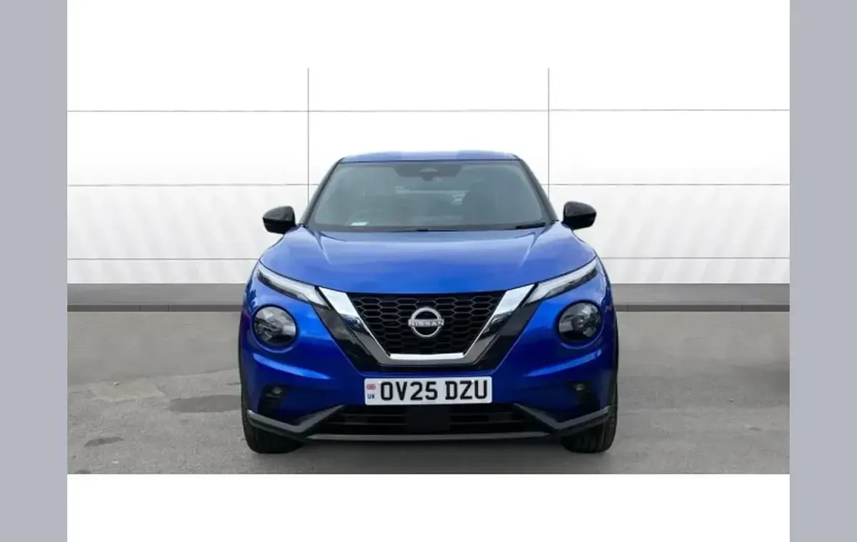 Used Nissan Juke Tekna 114 HP (83 kW) 2025 Blue SUV