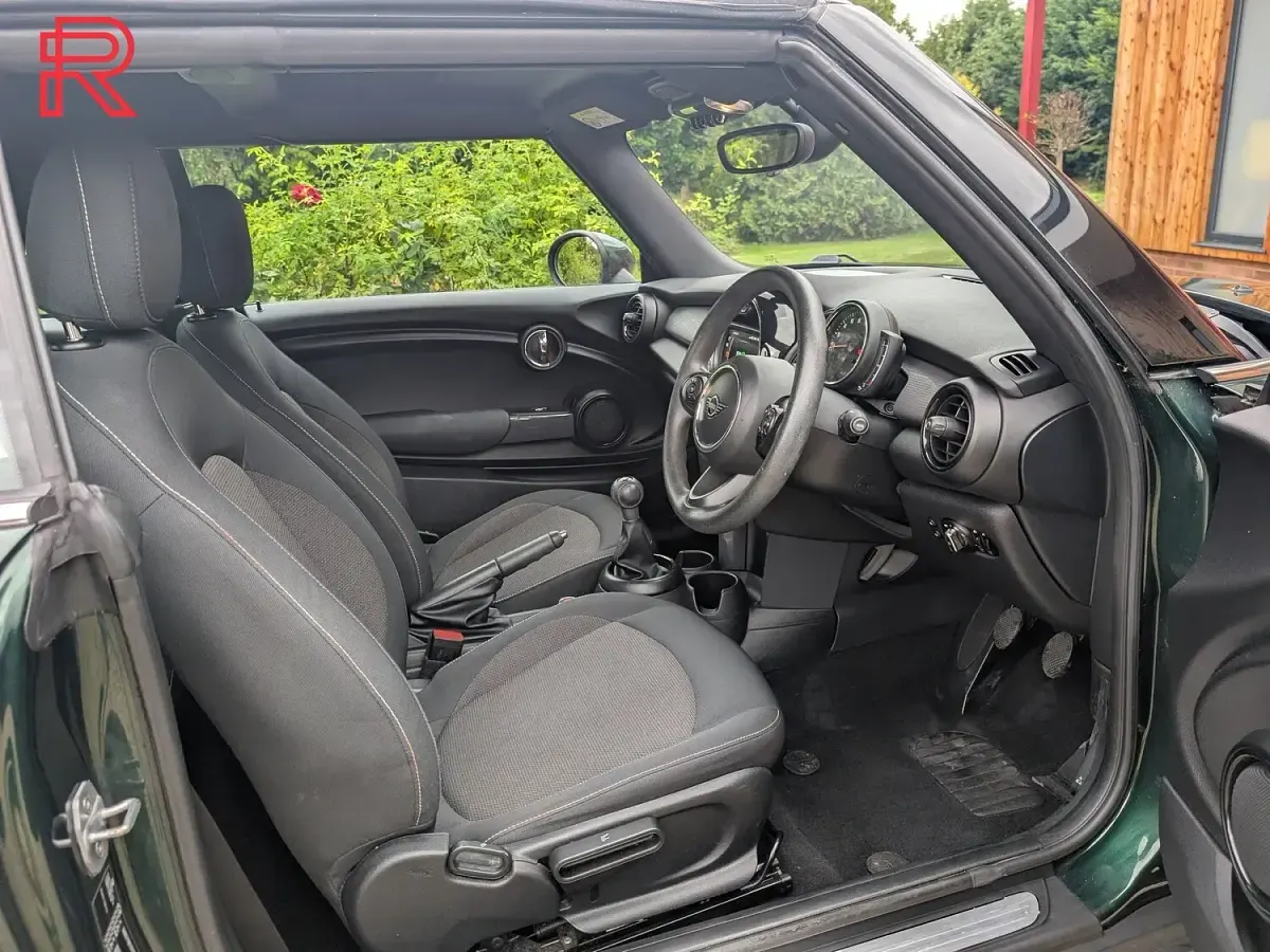 Used Mini Cooper Cabriolet Classic 136 HP (100 kW) 2018 Green Cabriolet