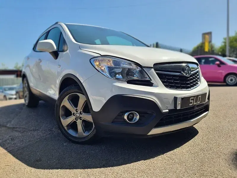 Used Vauxhall Mokka S 130 HP (95 kW) 2014 White SUV
