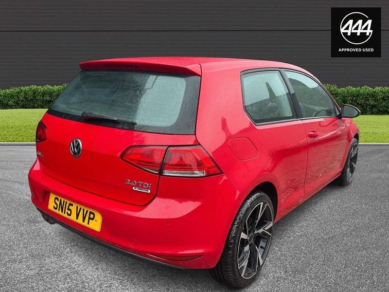 Used VW Golf VII Match 150 HP (110 kW) 2015 Red Hatchback