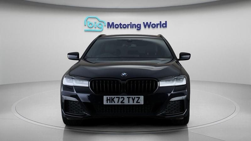 Used BMW 520 M Sport 190 HP (139 kW) 2022 Black Estate