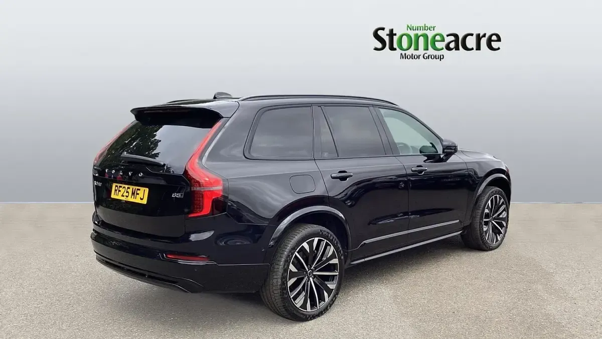 Used Volvo XC90 Ultra 455 HP (334 kW) 2025 Black SUV