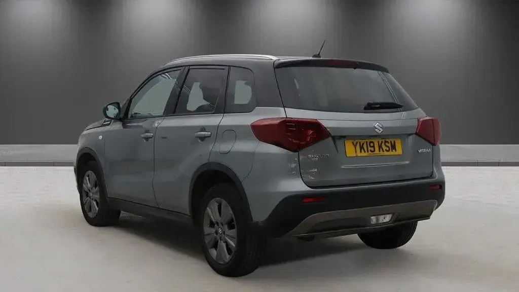 Second-hand Suzuki Vitara SZ-T 111 CP (81 kW) 2019 Gri SUV