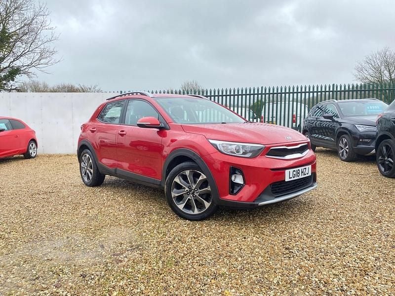 Usado Kia Stonic 118 HP (86 kW) 2018 Vermelho SUV