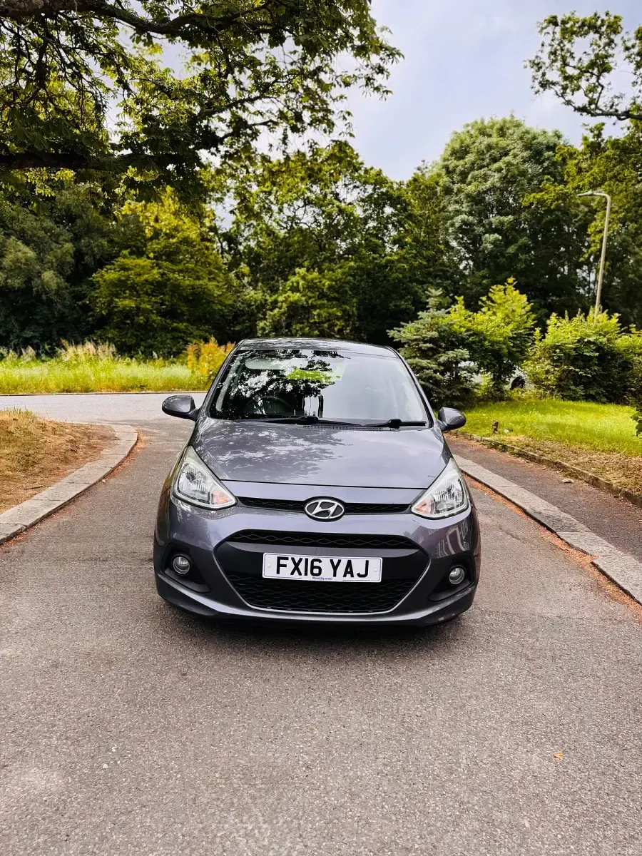 Used Hyundai i10 SE 2016 Grey Hatchback