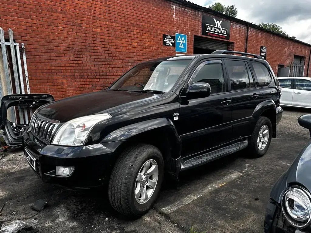 Used Toyota Land Cruiser 2004 Black SUV