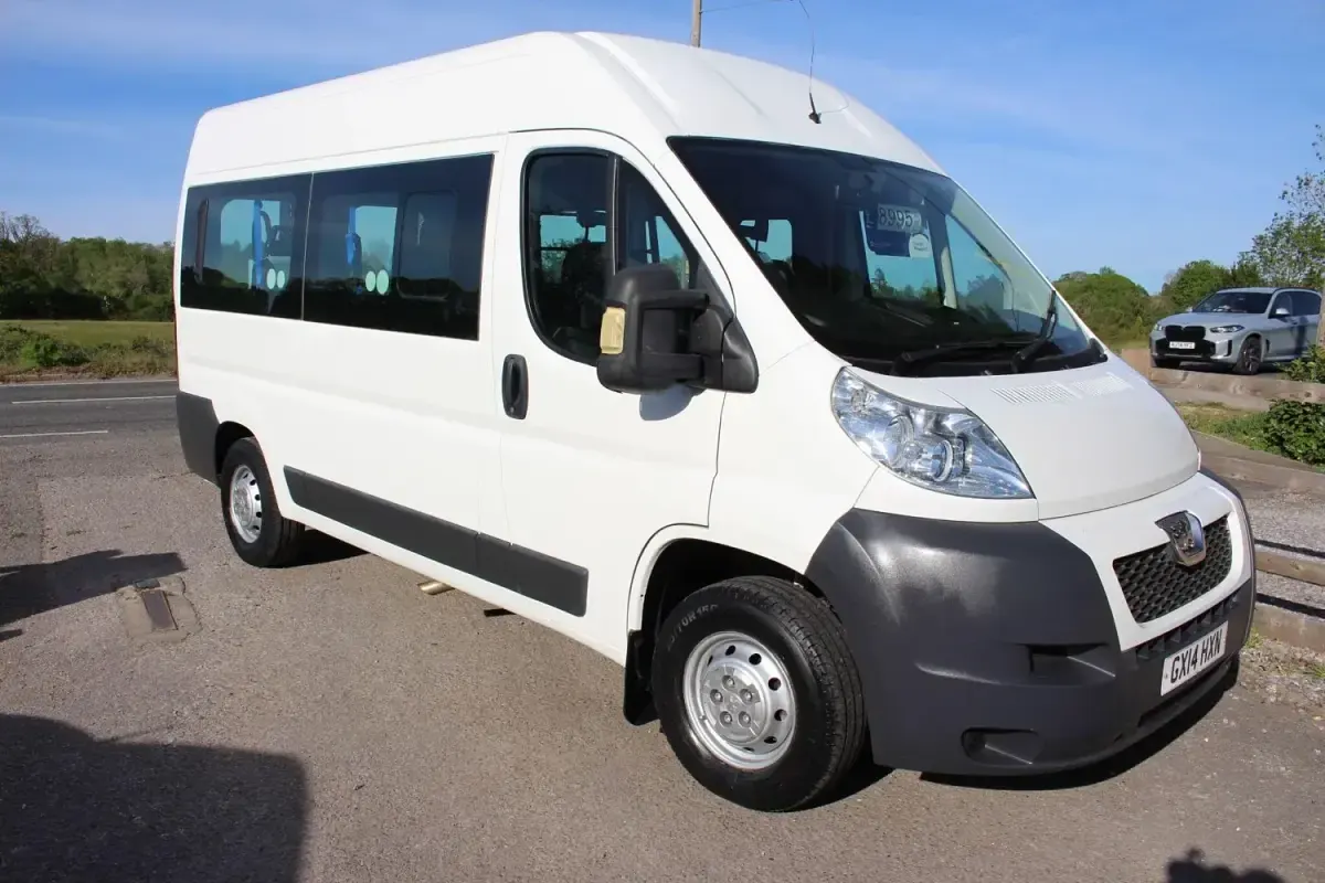 Second-hand Peugeot Boxer 110 CP (80 kW) 2014 Alb Van