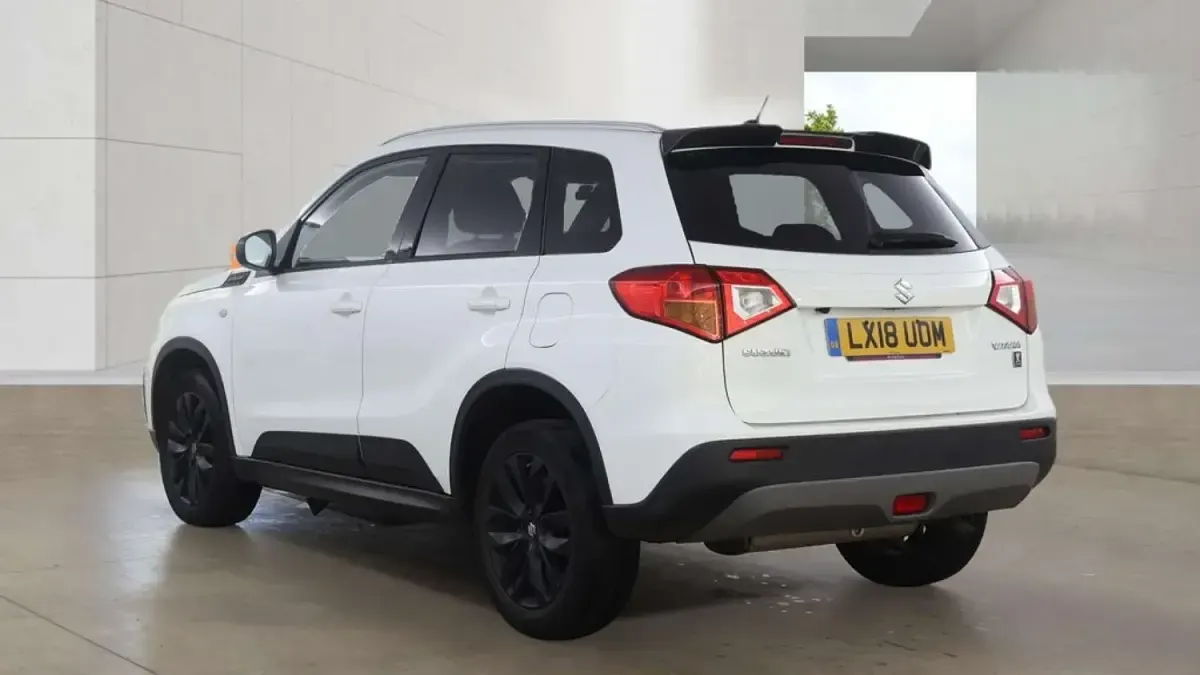 Used Suzuki Vitara SZ-T 120 HP (88 kW) 2018 White SUV
