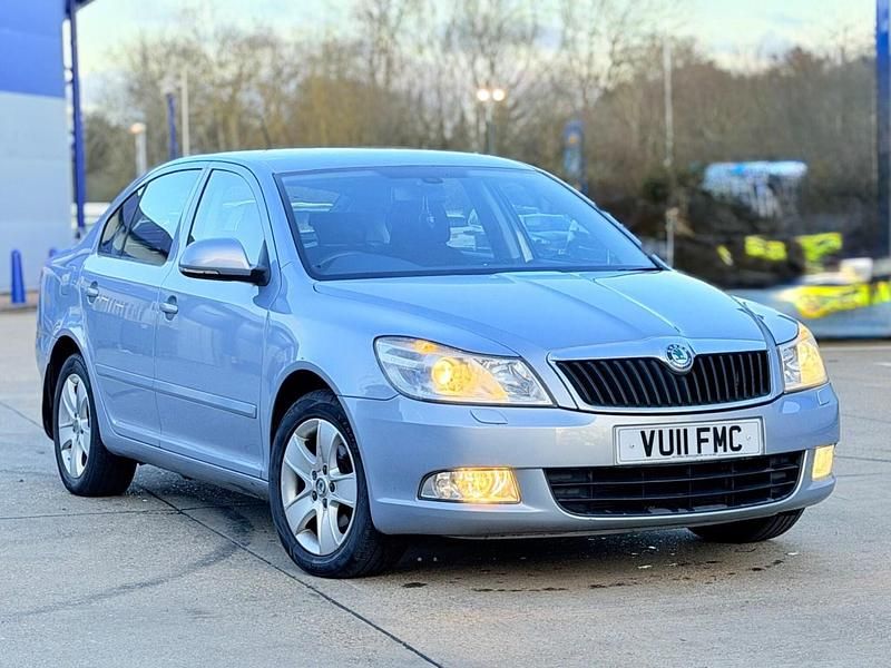 Blue Used 2011 Skoda Octavia Elegance Hatchback | £3,475 (Good price) - Image 1/4