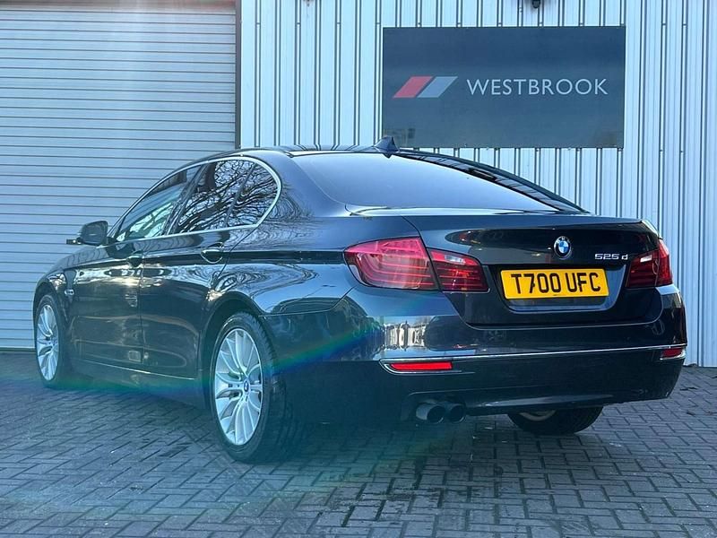 Used BMW 525 Luxury Line 218 HP (160 kW) 2014 Grey Sedan