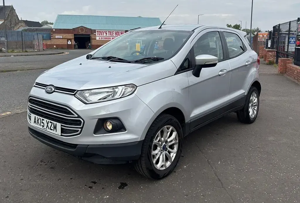 Used Ford Ecosport Zetec 112 HP (82 kW) 2015 Silver SUV