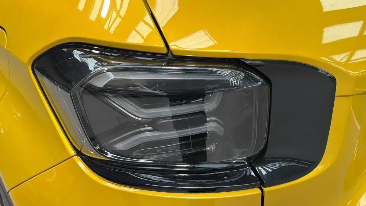 Used Jeep Avenger EV Summit 113 kW (154 HP) 2024 Yellow SUV