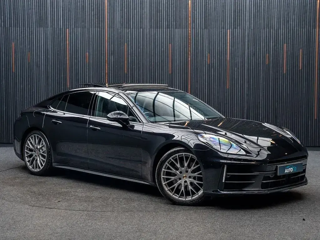 Used Porsche Panamera 353 HP (259 kW) 2024 Black Hatchback