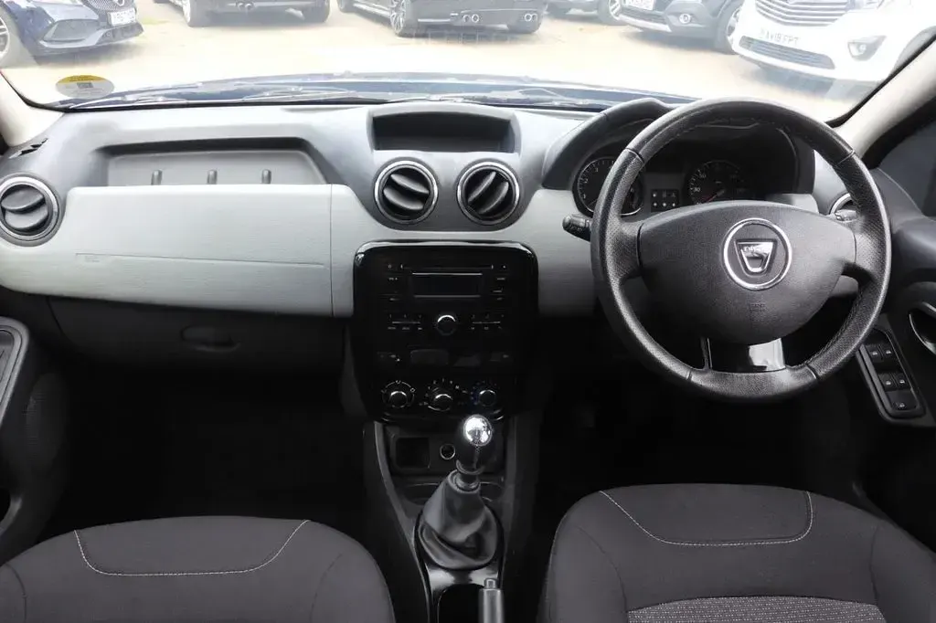 Used Dacia Duster Lauréate 110 HP (80 kW) 2013 Blue SUV