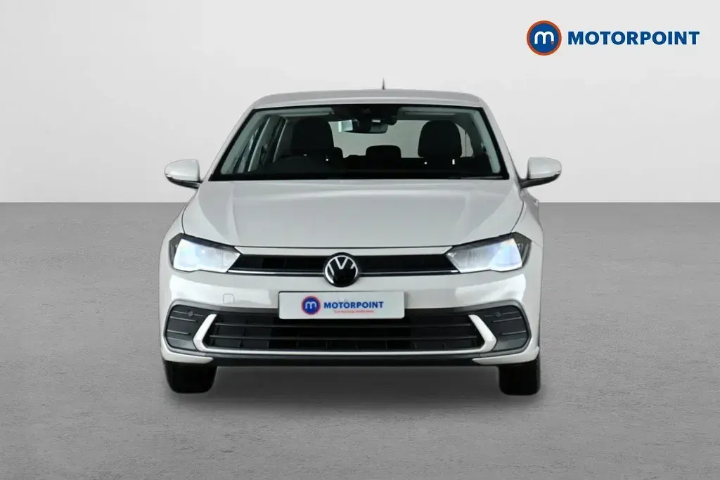 Begagnad VW Polo Life 2023 Grå Halvkombi