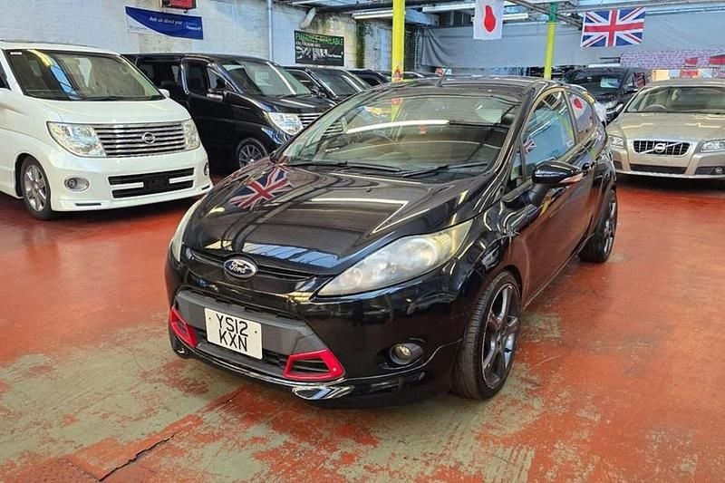 Used Ford Fiesta Zetec 118 HP (86 kW) 2012 Black Hatchback