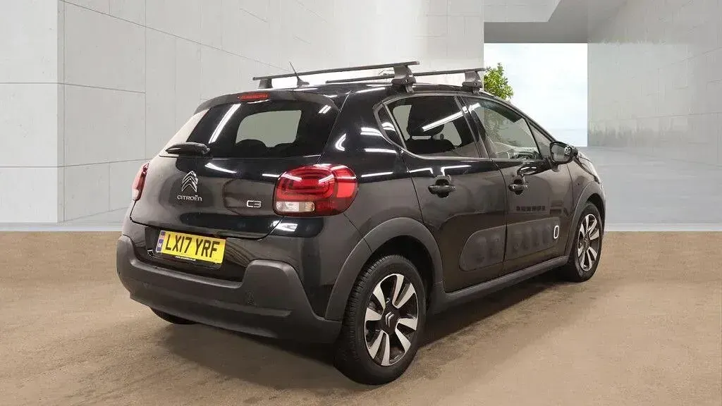 Used Citroën C3 Flair 110 HP (80 kW) 2017 Black Hatchback