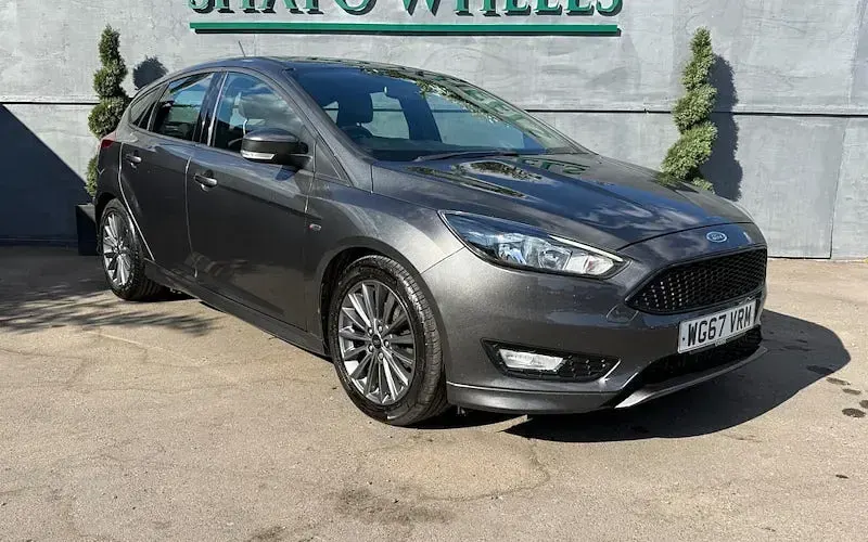 Used Ford Focus ST-Line 140 HP (102 kW) 2017 Hatchback