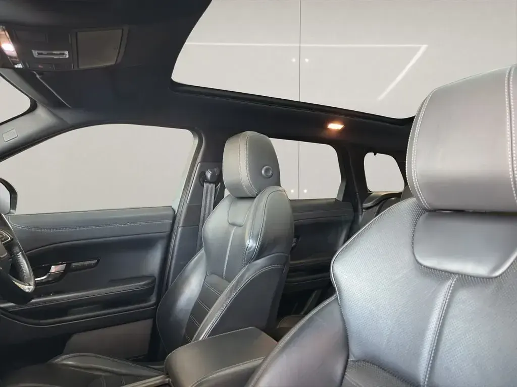 Used Land Rover Range Rover evoque HSE Dynamic 240 HP (176 kW) 2018 Grey SUV