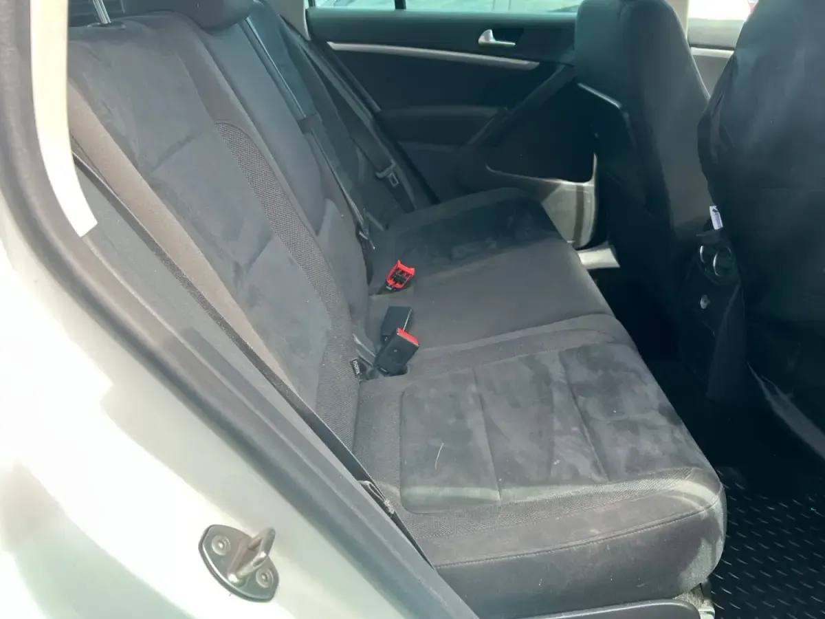 Usado VW Tiguan Match 148 HP (108 kW) 2015 Branco SUV