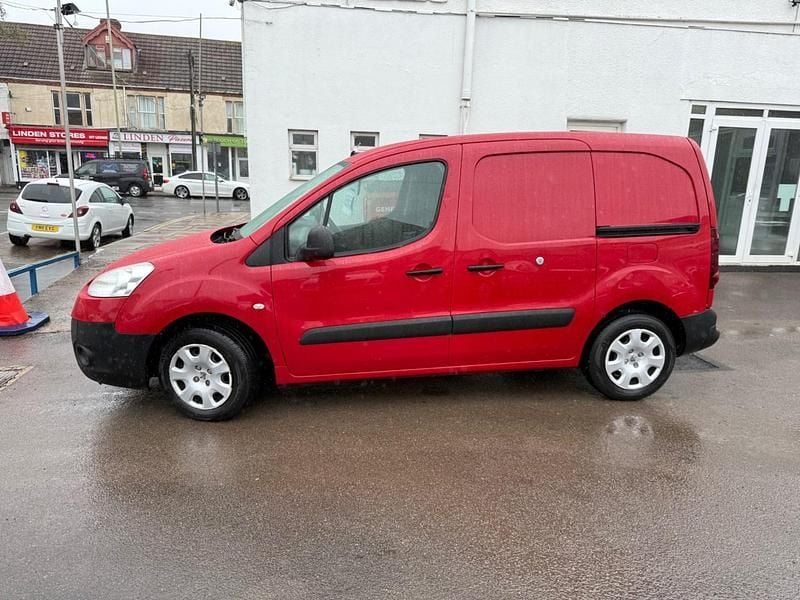 Used Peugeot Partner 2014 Red MPV