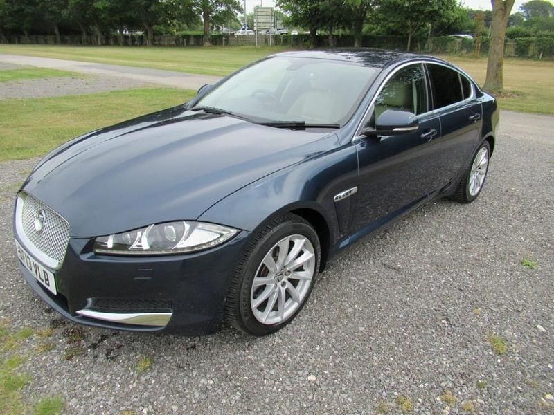 Loire blue Used 2013 Jaguar XF Premium Luxury Sedan | £7,995 (A bit pricey) - Image 1/4