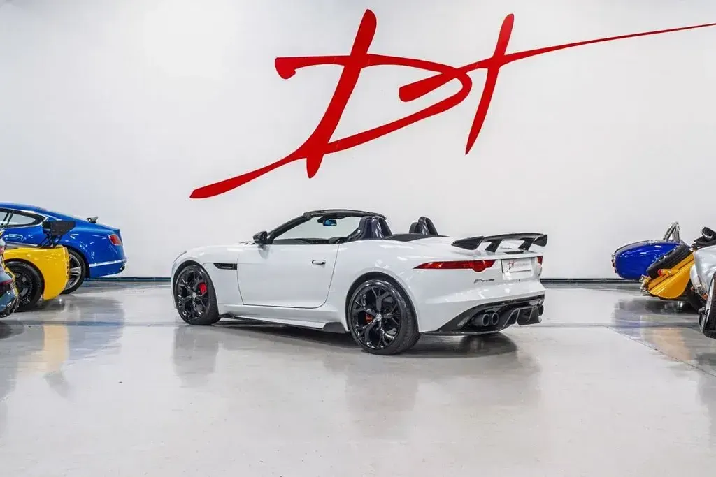 Used Jaguar F-Type Supercharged 495 HP (364 kW) 2013 White Cabriolet