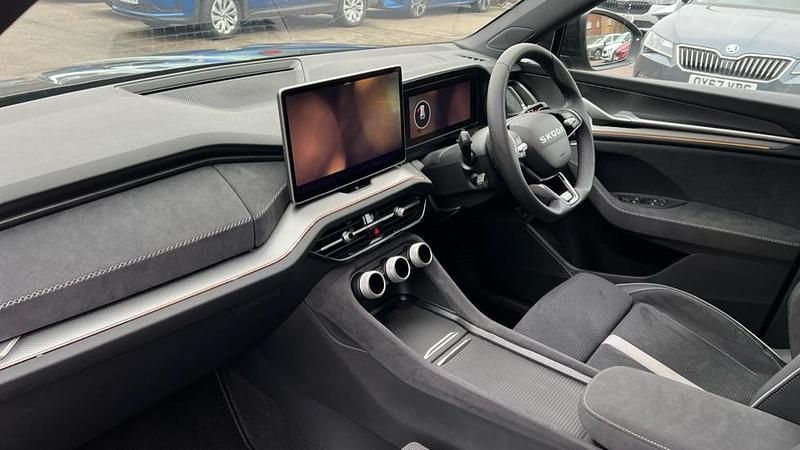 Used Skoda Kodiaq SportLine 204 HP (150 kW) 2026 Black magic pearl effect SUV