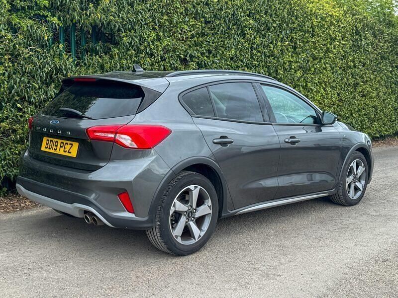 Used Ford Focus Active 125 HP (91 kW) 2019 Grey Hatchback