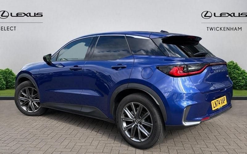 Used Lexus LBX 136 HP (100 kW) 2026 SUV