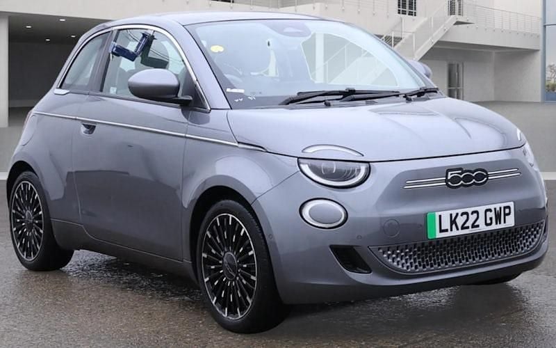 Used 2025 Fiat 500e La Prima Hatchback | £16,199 (Good price) - Image 1/1