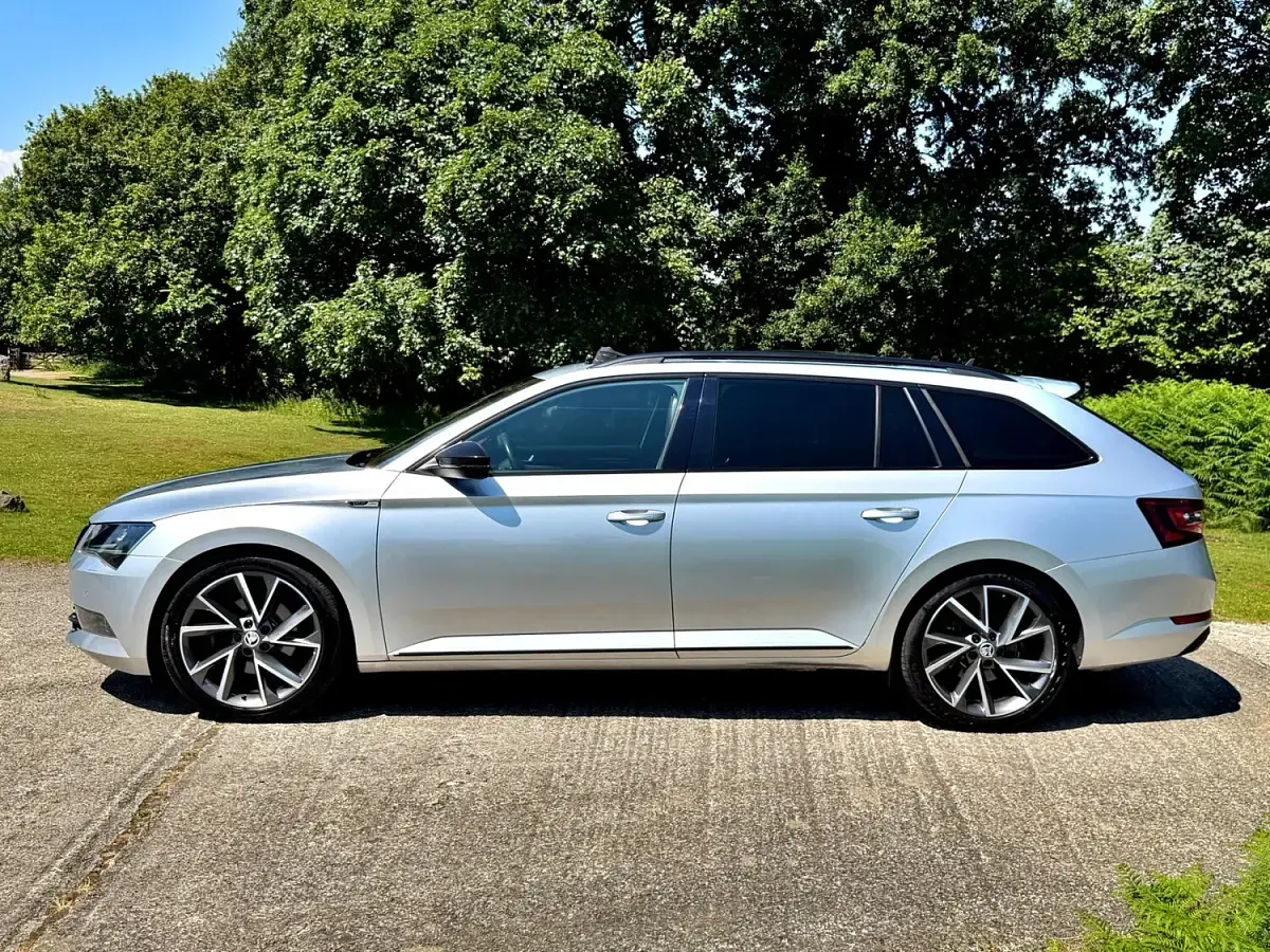 Used Skoda Superb SportLine 2018 Silver Estate