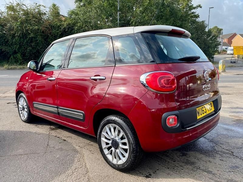 Used Fiat 500L Lounge 105 HP (77 kW) 2013 Red MPV